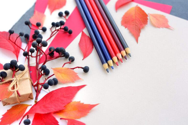 Autumn leaf craft creativity