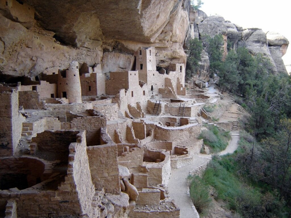 Cliff Palace, Mesa Verde's largest cliff dwelling