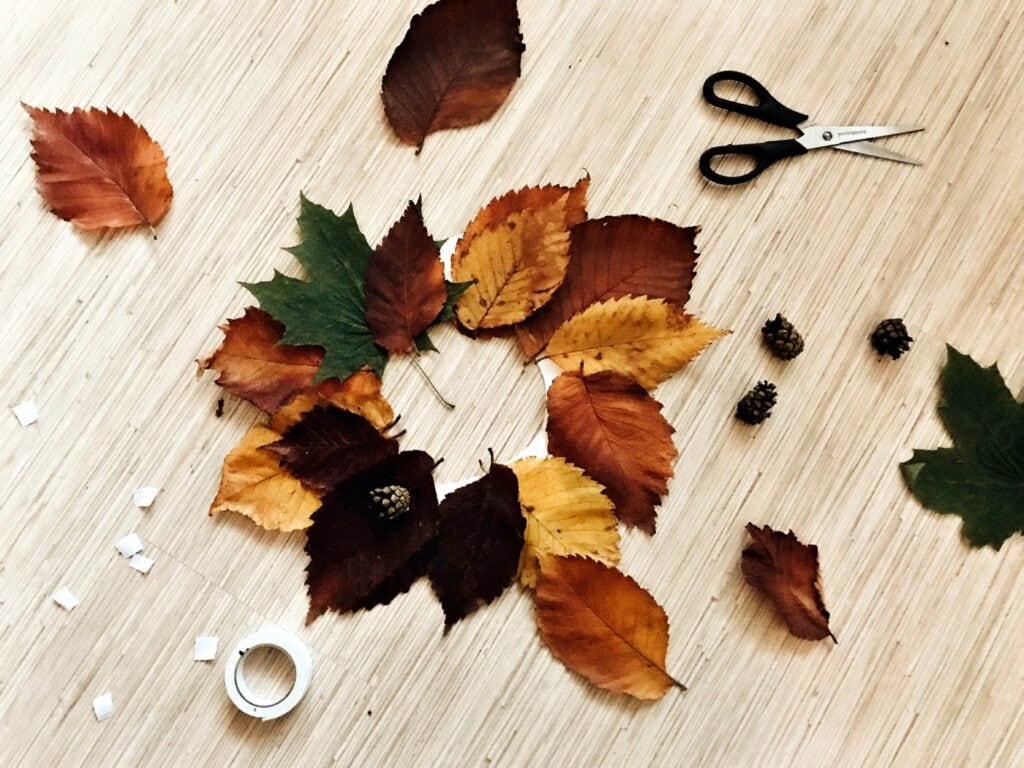 Simple leaf wreath craft made with dried fall leaves